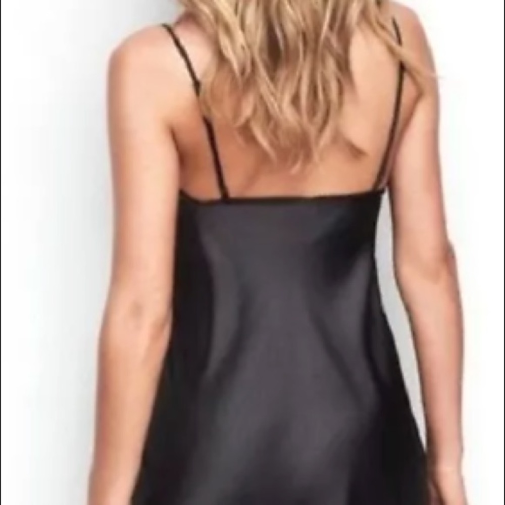 VICTORIA'S SECRET SATIN CHEMISE LACE BABYDOLL - Picture 4 of 4